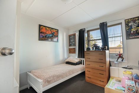 Photo of property in 17 Kelvin Road, Maraenui, Napier, 4110