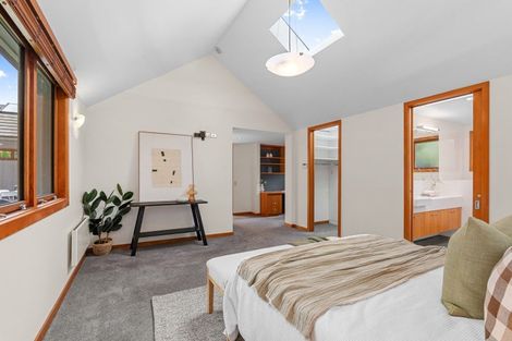 Photo of property in 17 Makora Street, Fendalton, Christchurch, 8041