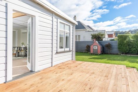 Photo of property in 18 Richmond Street, Forbury, Dunedin, 9012
