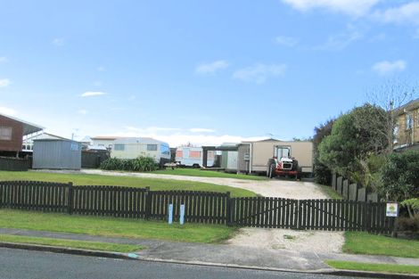 Photo of property in 28 Tamatea Drive, Snells Beach, 0920