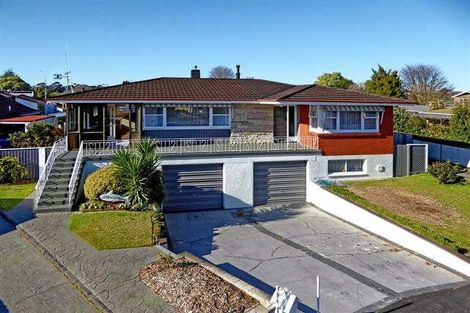 Photo of property in 26 Kensington Place, Fairfield, Hamilton, 3214