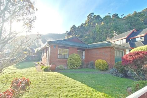 Photo of property in 31 Tyndall Street, Waiwhetu, Lower Hutt, 5010
