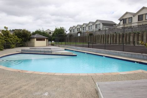 Photo of property in 42/11 The Avenue, Albany, Auckland, 0632