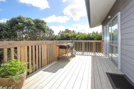 Photo of property in 29a Sylvan Crescent, Te Atatu South, Auckland, 0610