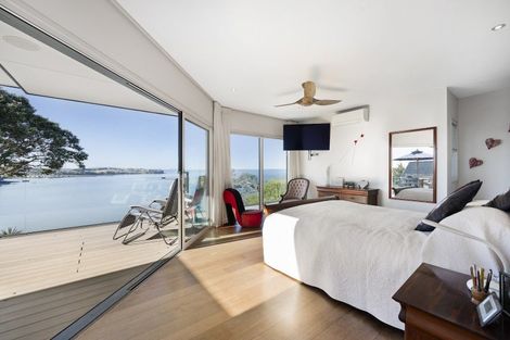 Photo of property in 93 Tiri Road, Tindalls Beach, Whangaparaoa, 0930