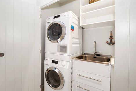 Photo of property in 157 Marine Parade, Mount Maunganui, 3116