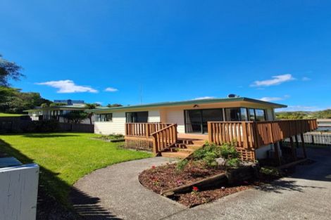 Photo of property in 18 Osprey Drive, Welcome Bay, Tauranga, 3112