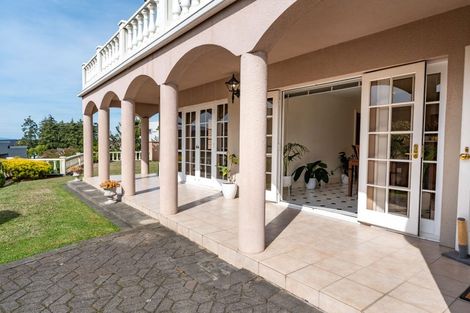 Photo of property in 145a Clarence Street, Hamilton Lake, Hamilton, 3204