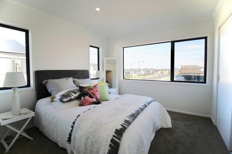 Photo of property in 252 Porchester Road, Takanini, 2112