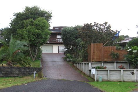 Photo of property in 19 Orinda Close, Botany Downs, Auckland, 2010