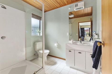 Photo of property in 31 Gurkha Crescent, Khandallah, Wellington, 6035