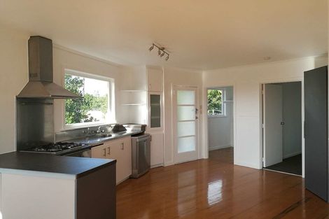 Photo of property in 39 Parrs Cross Road, Henderson, Auckland, 0612