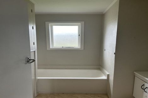 Photo of property in 59 Pah Road, Cockle Bay, Auckland, 2014