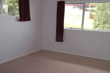 Photo of property in 31 Wyoming Avenue, Murrays Bay, Auckland, 0630