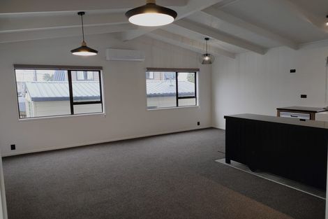 Photo of property in 1/9 Titoki Street, Te Atatu Peninsula, Auckland, 0610