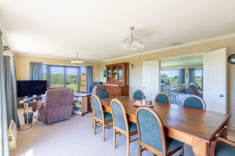 Photo of property in 347 Henwood Road, Hillsborough, New Plymouth, 4372