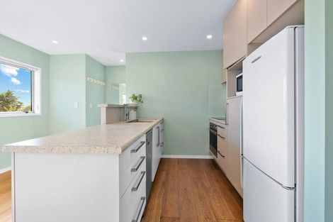 Photo of property in 63 Awaruku Road, Torbay, Auckland, 0630