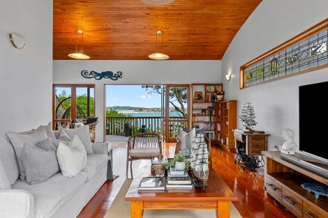 Photo of property in 417 Leigh Road, Whangateau, 0985