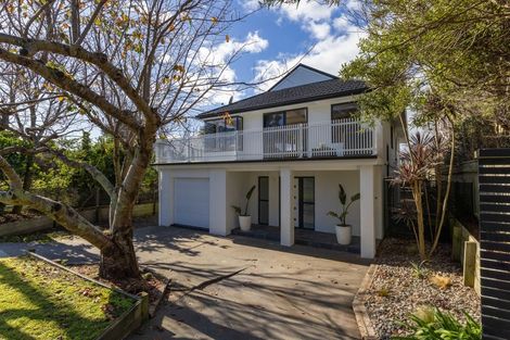 Photo of property in 300 Rosetta Road, Raumati Beach, Paraparaumu, 5032