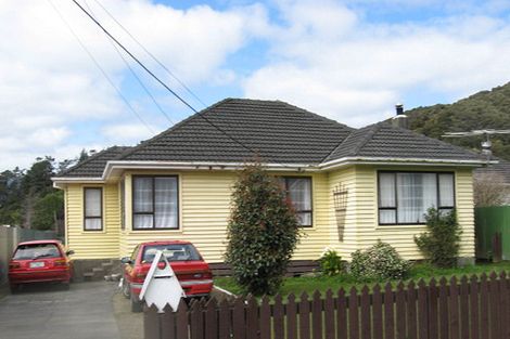 Photo of property in 9 Kowhai Street, Wainuiomata, Lower Hutt, 5014