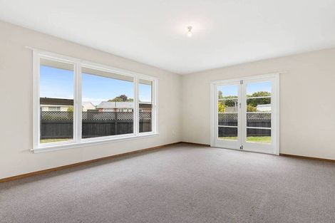 Photo of property in 74 Nortons Road, Avonhead, Christchurch, 8042