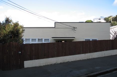 Photo of property in 15 Imperial Terrace, Kilbirnie, Wellington, 6022