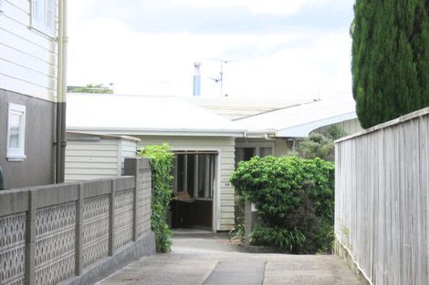 Photo of property in 26 Maple Grove, Kingston, Wellington, 6021