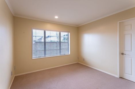 Photo of property in 3a Sorrel Crescent, Bucklands Beach, Auckland, 2012