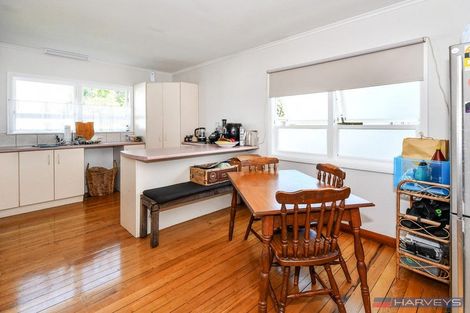 Photo of property in 10 Edmund Hillary Avenue, Papakura, 2110
