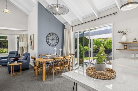 Photo of property in 9 Coprosma Crescent, Waipahihi, Taupo, 3330