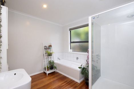 Photo of property in 443 Gloucester Street, Taradale, Napier, 4112