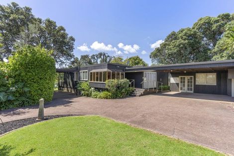 Photo of property in 54a Stanley Point Road, Stanley Point, Auckland, 0624