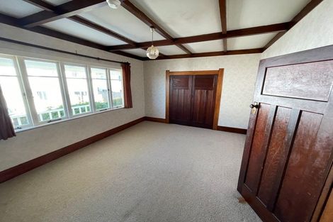 Photo of property in 182 Cambridge Road, Hillcrest, Hamilton, 3216