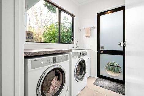 Photo of property in 2a Edgecumbe Street, Whitiora, Hamilton, 3200