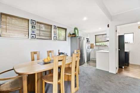 Photo of property in 46 Brian Crescent, Stanmore Bay, Whangaparaoa, 0932