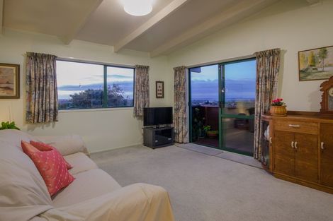 Photo of property in 18 Gilliam Street, New Lynn, Auckland, 0600