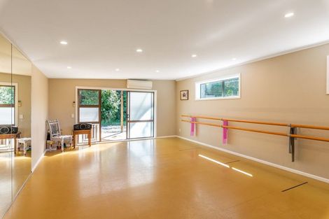 Photo of property in 309 Te Moana Road, Waikanae, 5036