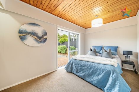 Photo of property in 21 Cherry Blossom Grove, Maungaraki, Lower Hutt, 5010