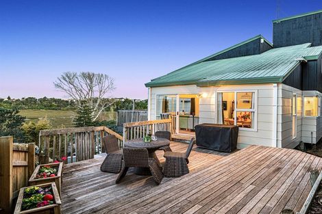 Photo of property in 3/63 College Road, Northcote, Auckland, 0627