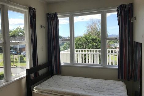 Photo of property in 152 Tiroroa Avenue, Te Atatu South, Auckland, 0610