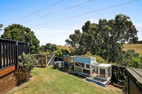 Photo of property in 50 James Mcleod Road, Shelly Beach, Helensville, 0874