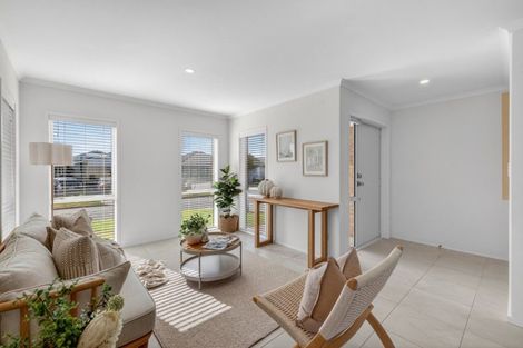 Photo of property in 28 Sabre Street, Papamoa Beach, Papamoa, 3118