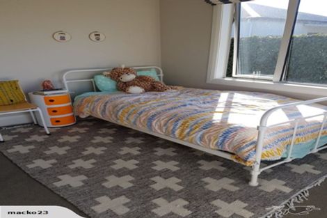 Photo of property in 27 Somerfield Street, Somerfield, Christchurch, 8024