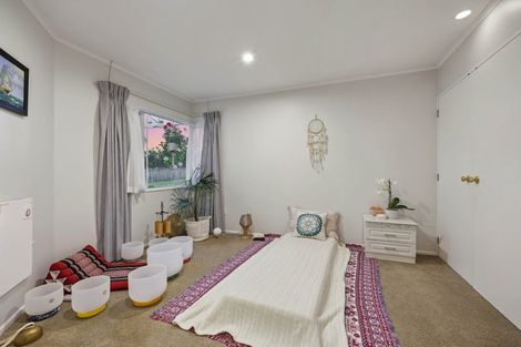 Photo of property in 22 Windfall Grove, Greenhithe, Auckland, 0632