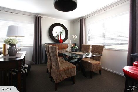 Photo of property in 34b Enderby Drive, Te Atatu Peninsula, Auckland, 0610