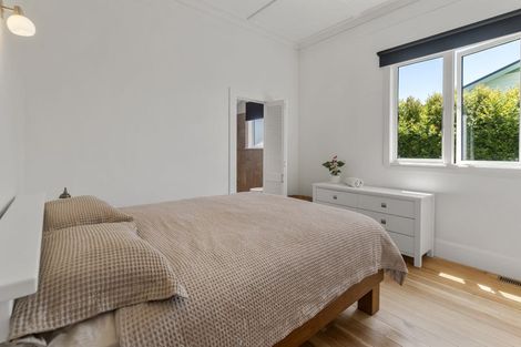 Photo of property in 1/50 Norwood Road, Bayswater, Auckland, 0622