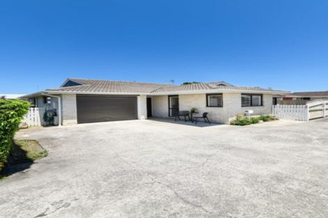 Photo of property in 26 Fitzroy Street, Terrace End, Palmerston North, 4410