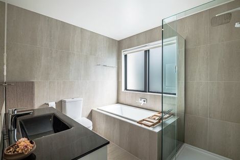 Photo of property in 5 Bella Vista Drive, Gulf Harbour, Whangaparaoa, 0930