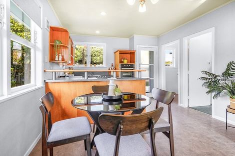 Photo of property in 21 Manapouri Place, Glenview, Hamilton, 3206