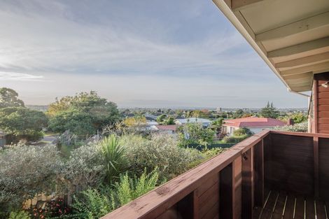 Photo of property in 18 Gilliam Street, New Lynn, Auckland, 0600